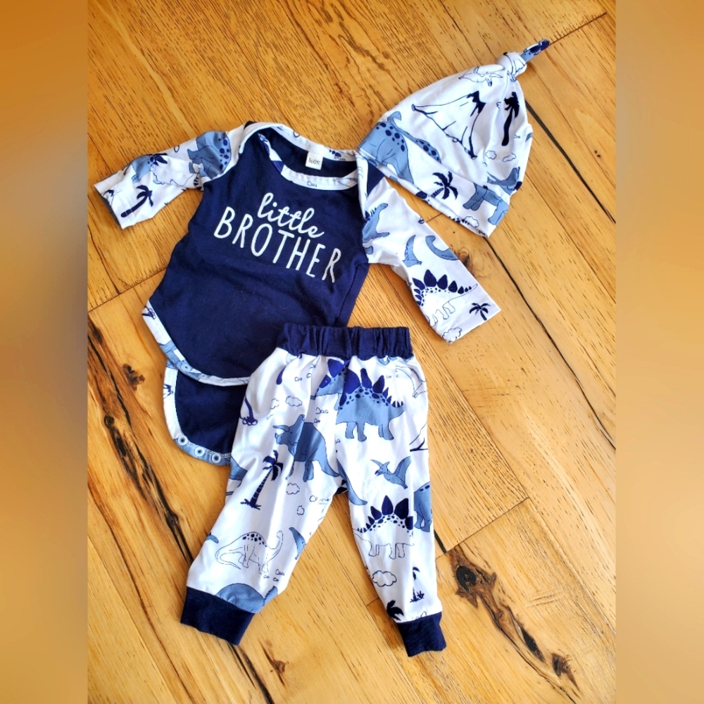 Newborn Blue Dinosaur Baby Outfit Set